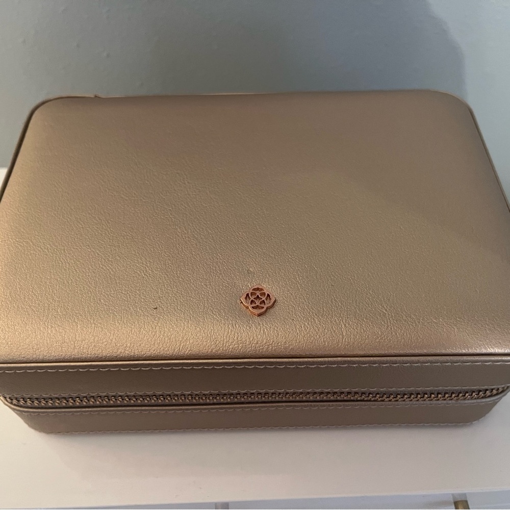 Kendra Scott Gold Jewelry Box